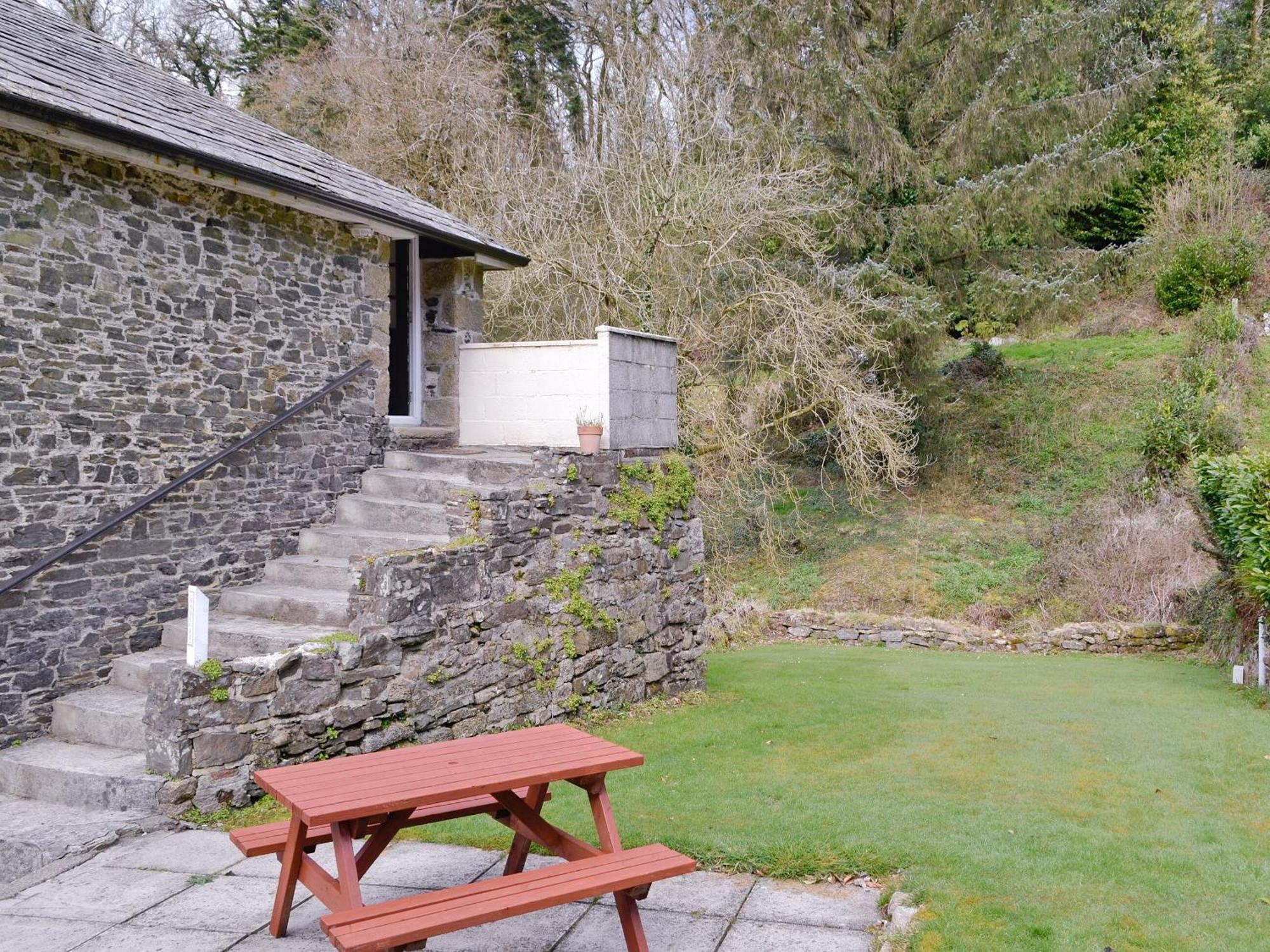 Rosecraddoc Manor - Hayloft Villa Saint Cleer Exterior photo